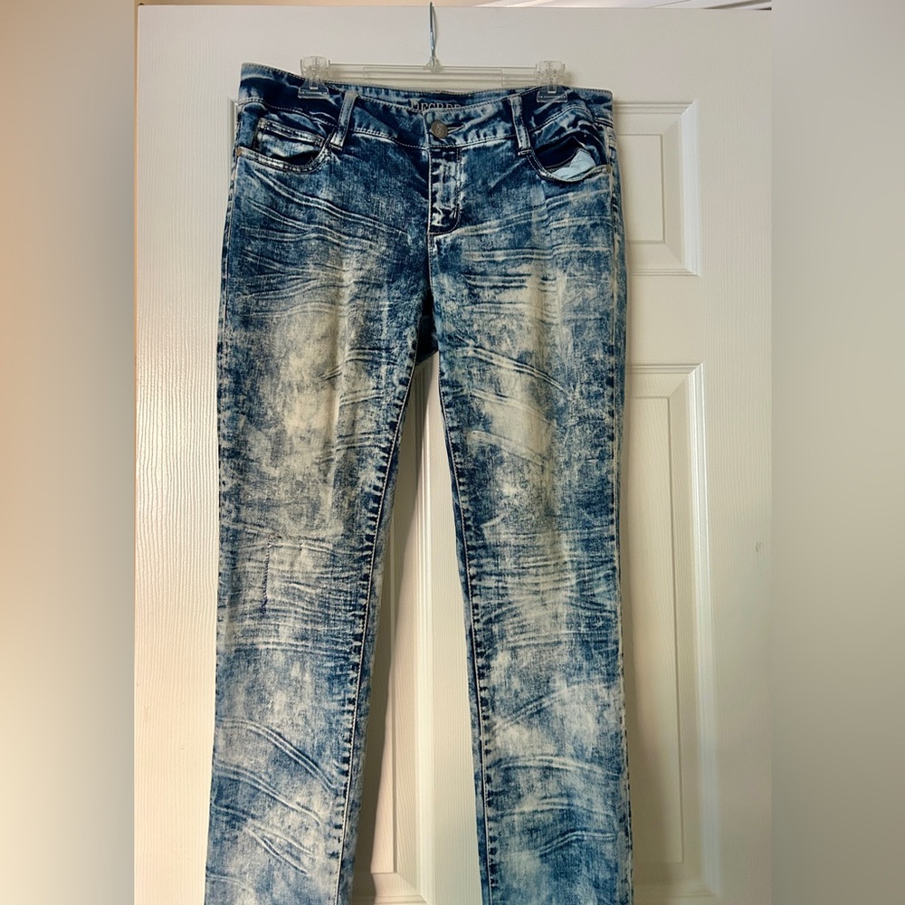 Decree Super Skinny Acid Wash Jeans